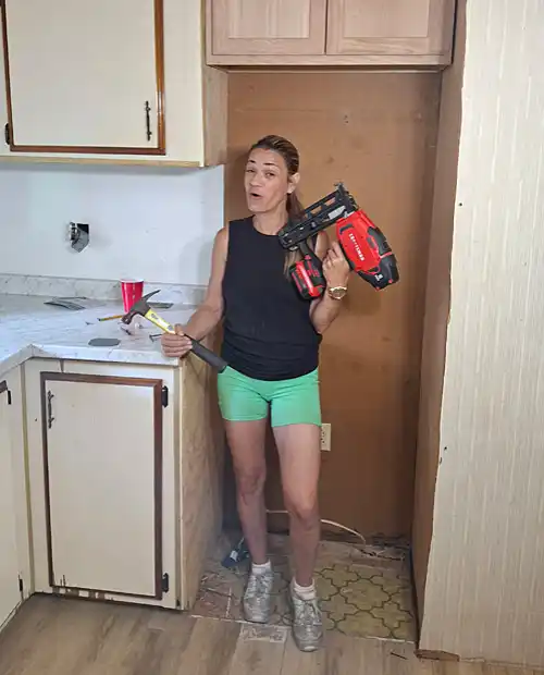 Call Erhard's Property Maintenance